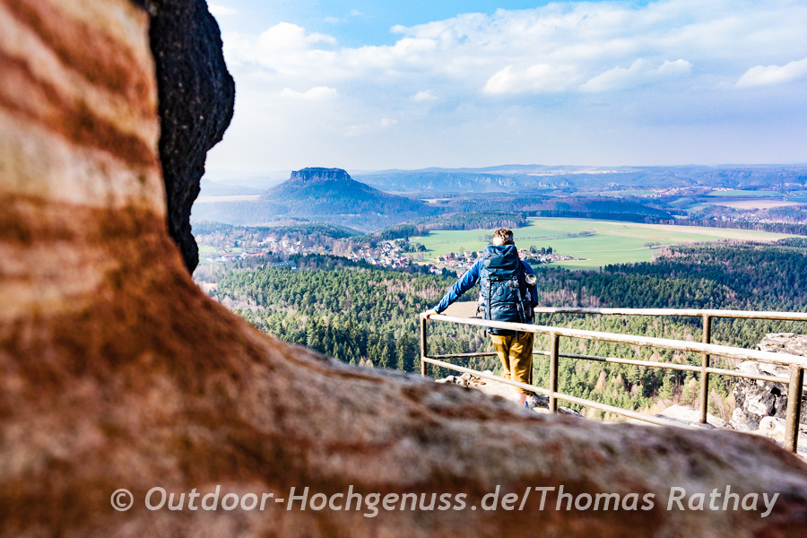 Wandern auf dem Malerweg im Elbsandsteingebirge.