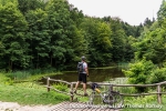 Seeblick mitten im Wald