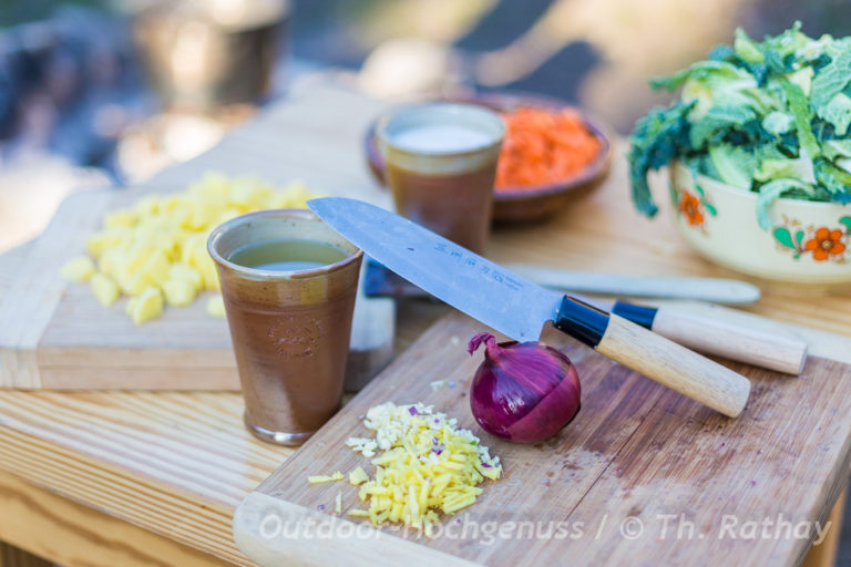 Wirsingtopf mit Kokosmilch aus der Draussenküche - outdoor-hochgenuss.de