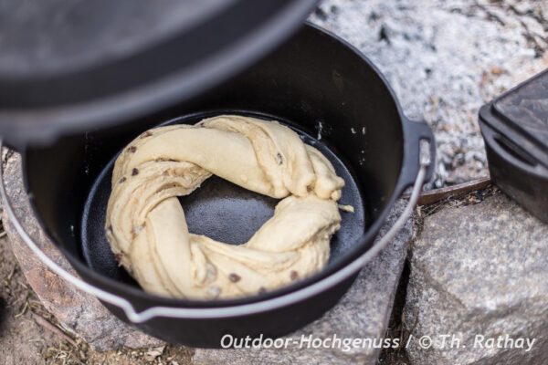 Osterbackwaren in der Draußenküche - outdoorcooking