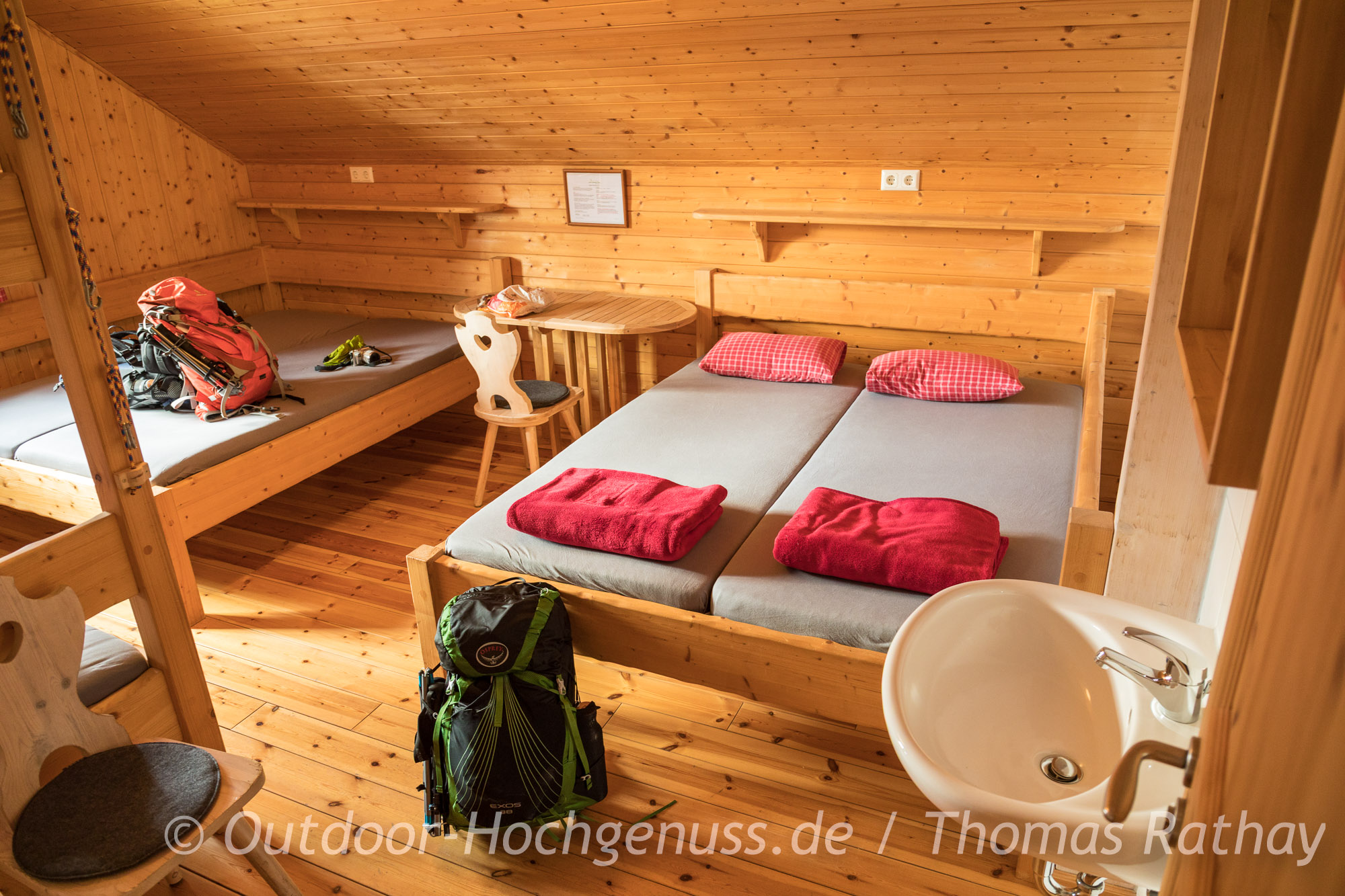 Zweitageswanderung auf dem Thüringer Gipfelwanderweg Mehrbettzimmer in der neuen Gehlberger Hütte