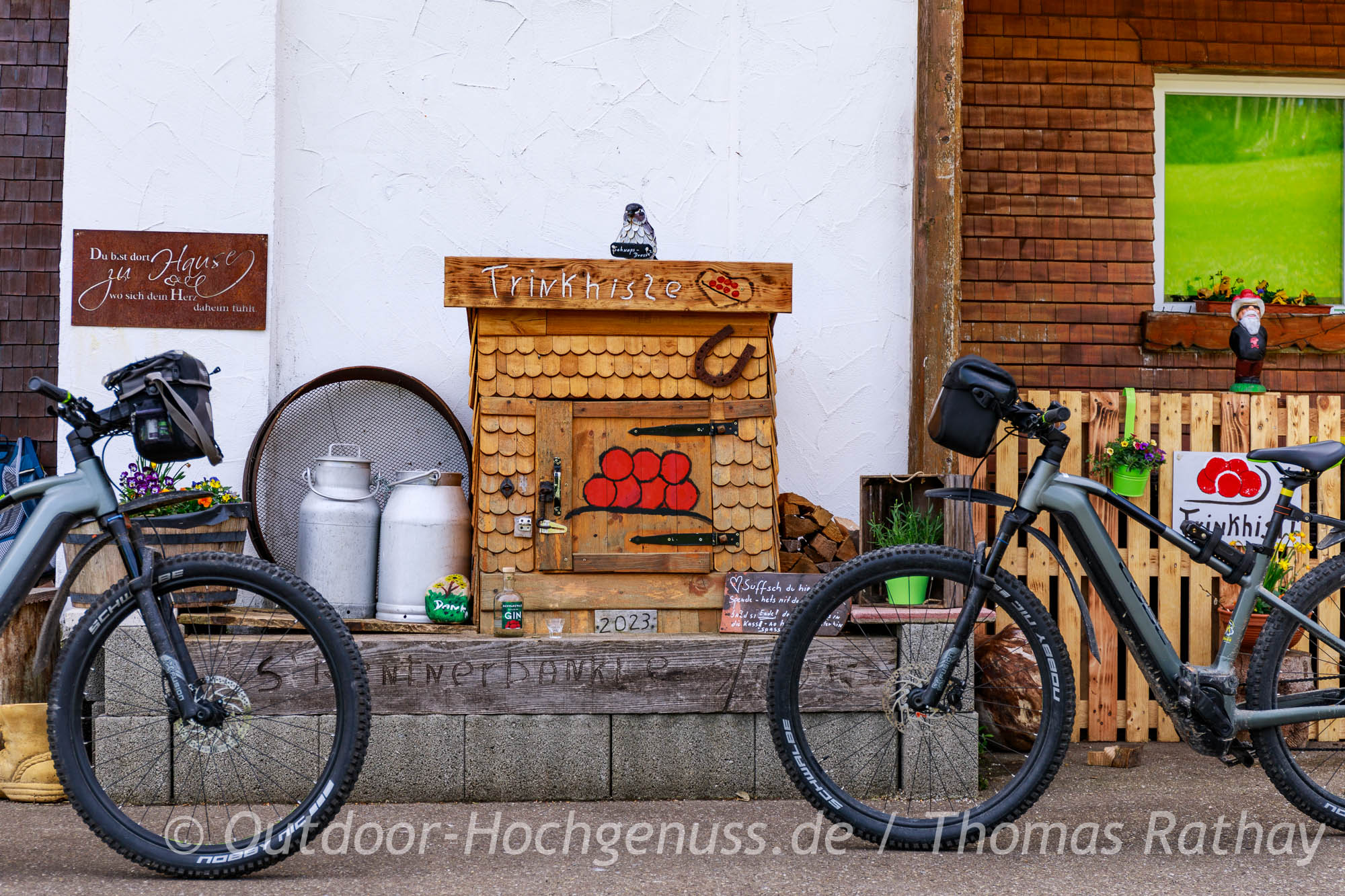Trinkhisli mit Schnapsdrossel auf der Uhren-Route im Rad- und WanderParadies Schwarzwald und Alb